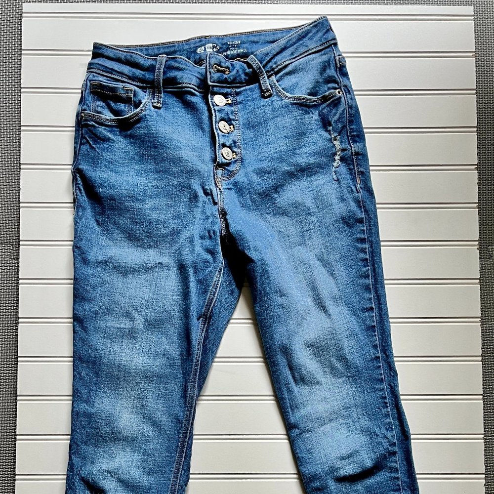 Old Navy High-Waisted Button Fly Skinny Jean